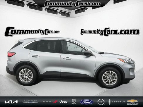 Used 2022 Ford Escape SE w/ Convenience Package image 8