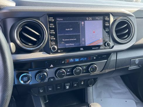 Used 2022 Toyota Tacoma TRD Pro AWD/4WD image 10