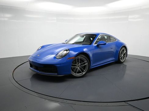Used 2025 Porsche 911 Carrera image 1