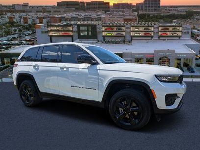 New 2025 Jeep Grand Cherokee Altitude