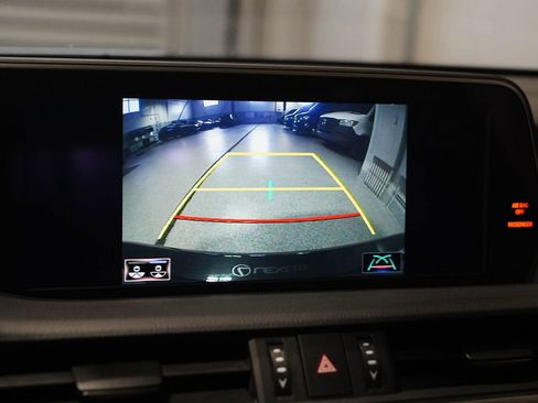 Used 2021 Lexus ES 350 ES 350 w/ Premium Package image 24