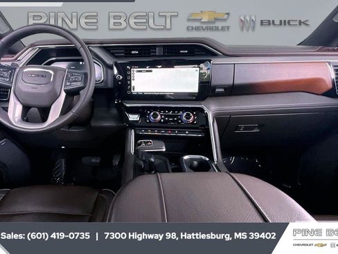 Used 2023 GMC Sierra 1500 Denali w/ Denali Reserve Package RWD image 14