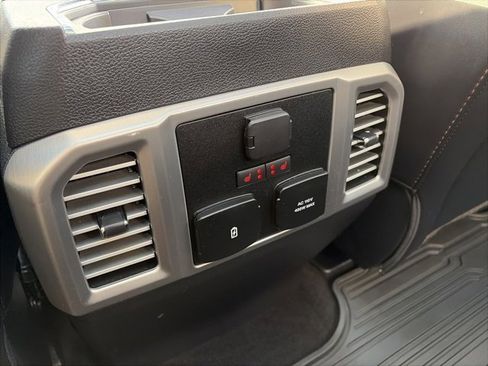 Used 2019 Ford F150 Platinum w/ Equipment Group 701A Luxury image 16