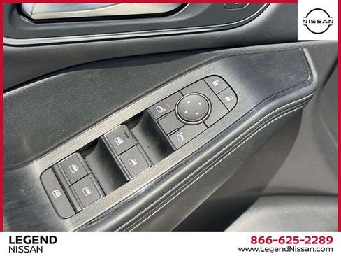 Certified 2023 Nissan Rogue Platinum w/ Platinum Premium Package AWD/4WD image 15