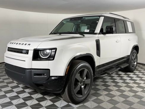 New 2026 Land Rover Defender 110 X-Dynamic SE AWD/4WD image 2
