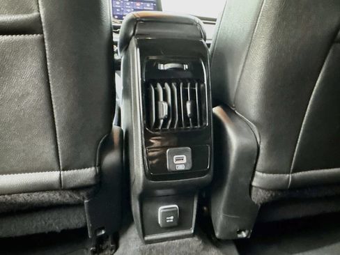 Used 2024 Jeep Compass Latitude AWD/4WD image 19