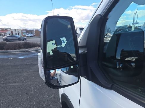 Used 2022 Ford Transit 350 XLT image 33