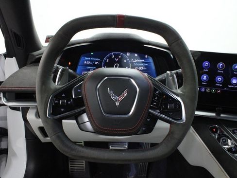 Used 2023 Chevrolet Corvette Stingray w/ Z51 Performance Package image 26