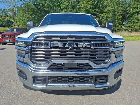 Used 2026 RAM 2500 Big Horn AWD/4WD image 2