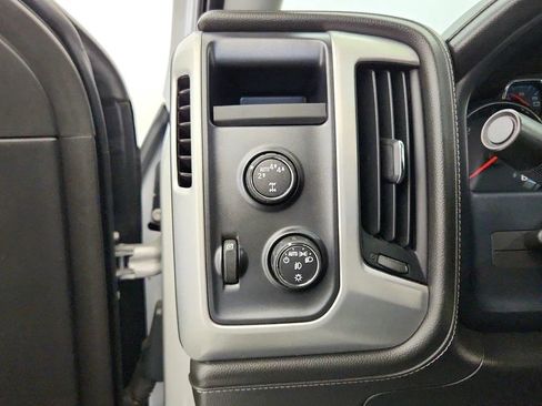 Used 2017 GMC Sierra 1500 SLE w/ SLE Value Package AWD/4WD image 19