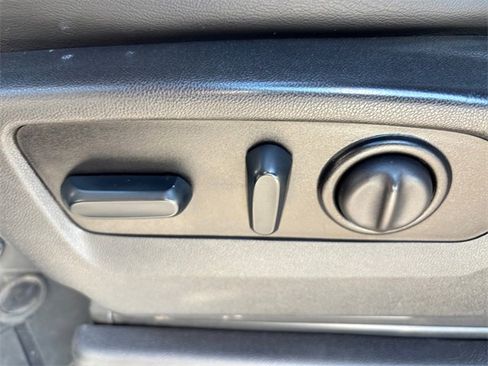 Used 2022 Chevrolet Silverado 3500 High Country image 16