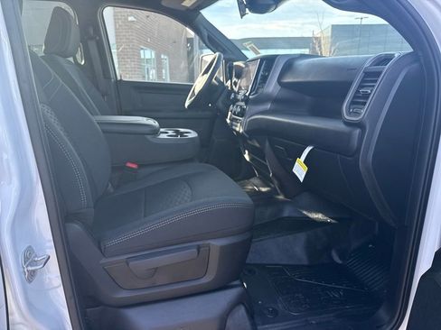 New 2026 RAM 5500 Tradesman w/ Chrome Appearance Group AWD/4WD image 29
