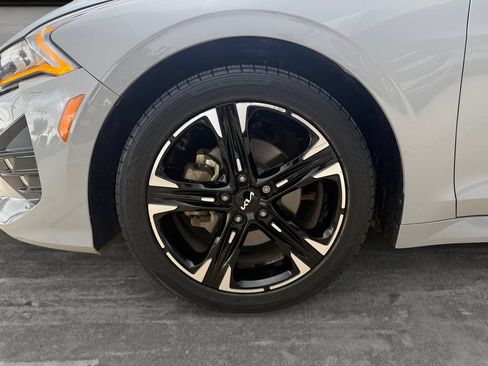 Used 2023 Kia K5 GT-Line w/ GT-Line Premium Package FWD image 9
