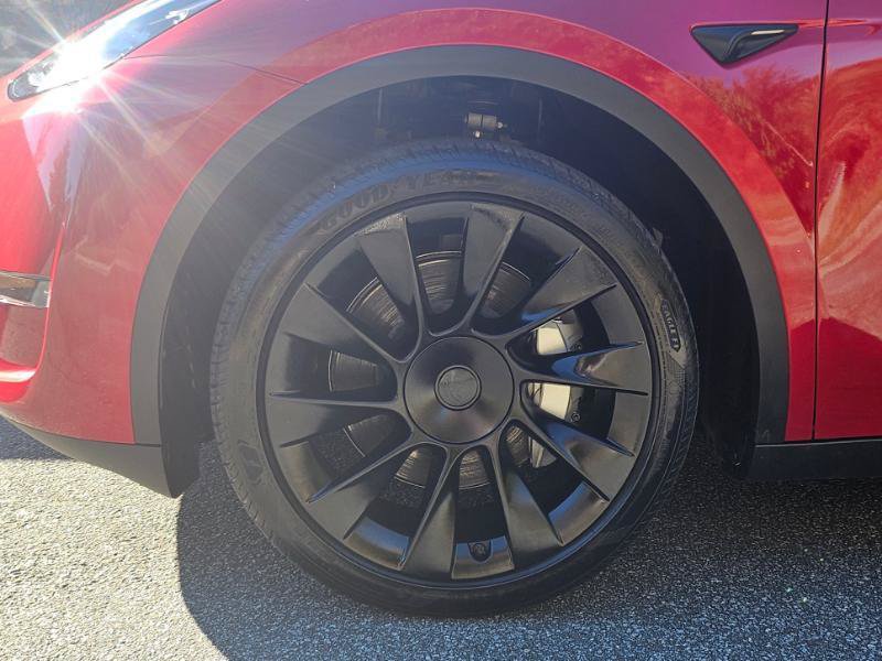 Used 2023 Tesla Model Y Long Range AWD/4WD image 18