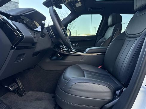 Certified 2023 Land Rover Range Rover Sport SE Dynamic image 20