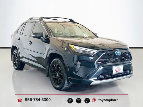 Used 2023 Toyota RAV4 SE AWD/4WD image 3