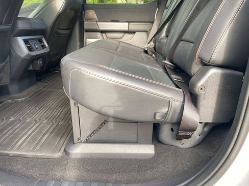 Used 2024 Ford F250 Lariat w/ Lariat Ultimate Package AWD/4WD image 16