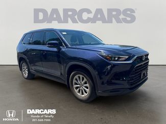 Used 2024 Toyota Grand Highlander AWD video 1