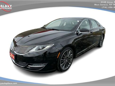 Used 2014 Lincoln MKZ image 1