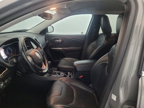 Used 2020 Jeep Cherokee Limited AWD/4WD image 17
