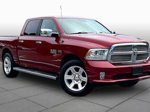 Used 2015 RAM 1500 Limited RWD image 3