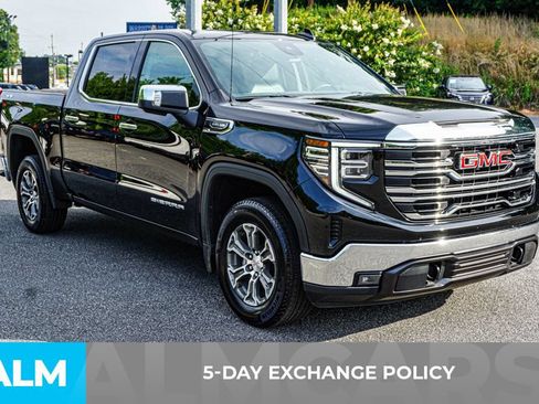 Used 2026 GMC Sierra 1500 SLT AWD/4WD image 3