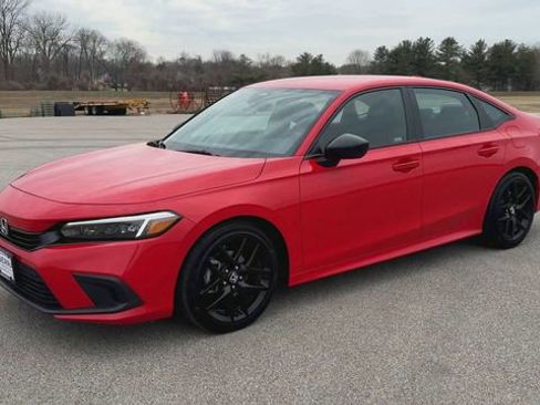 Used 2024 Honda Civic Sport image 4