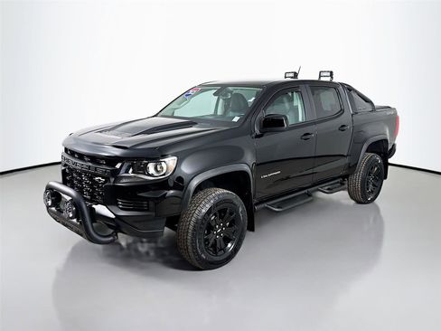 Used 2021 Chevrolet Colorado ZR2 w/ ZR2 Midnight Special Edition image 4