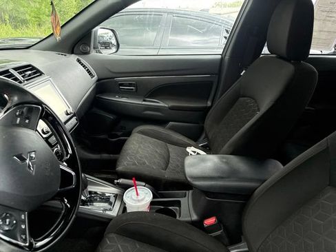 Used 2021 Mitsubishi Outlander Sport Black Edition FWD image 5
