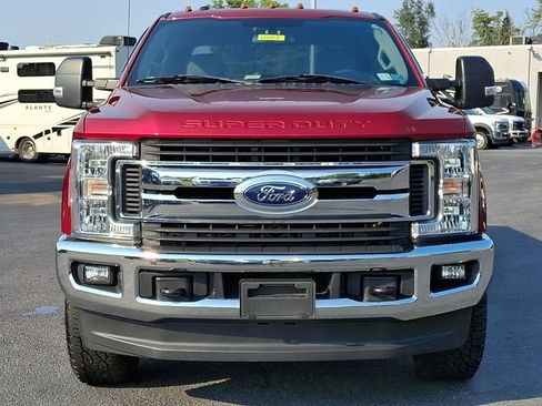 Used 2017 Ford F250 XLT w/ XLT Value Package AWD/4WD image 5