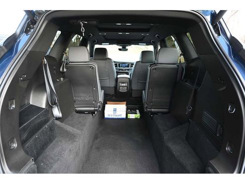 Used 2023 Buick Enclave Essence w/ Experience Buick Package image 20