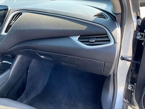 Used 2023 Chevrolet Malibu LT image 18