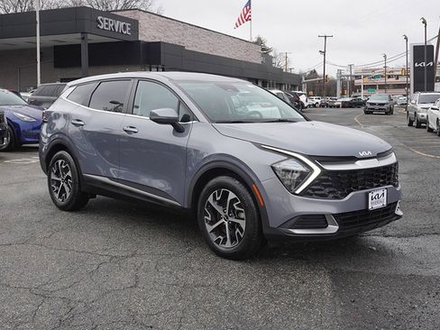 Used 2023 Kia Sportage EX image 45