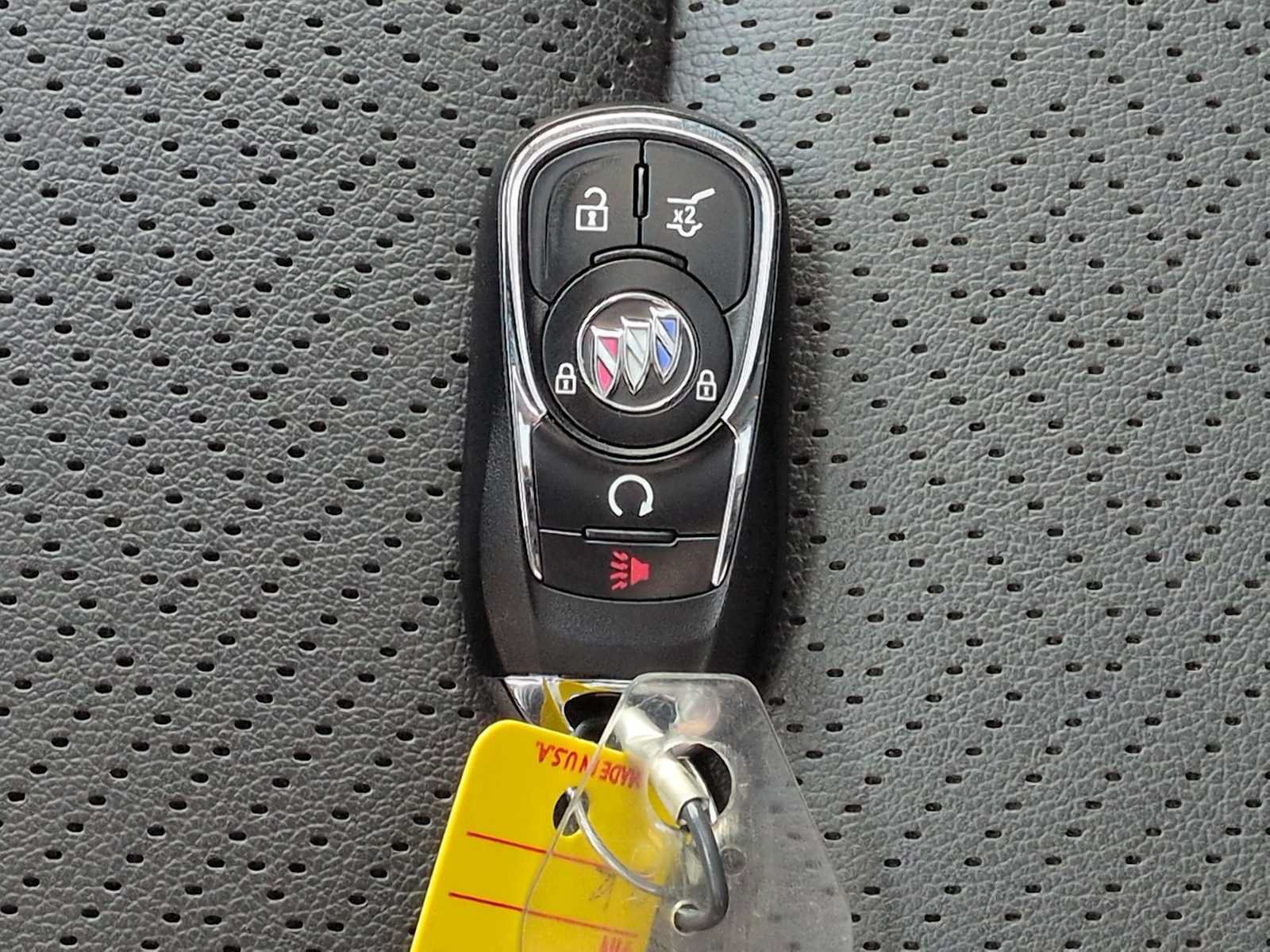 Used 2022 Buick Encore GX Essence w/ Experience Buick Package AWD/4WD image 36