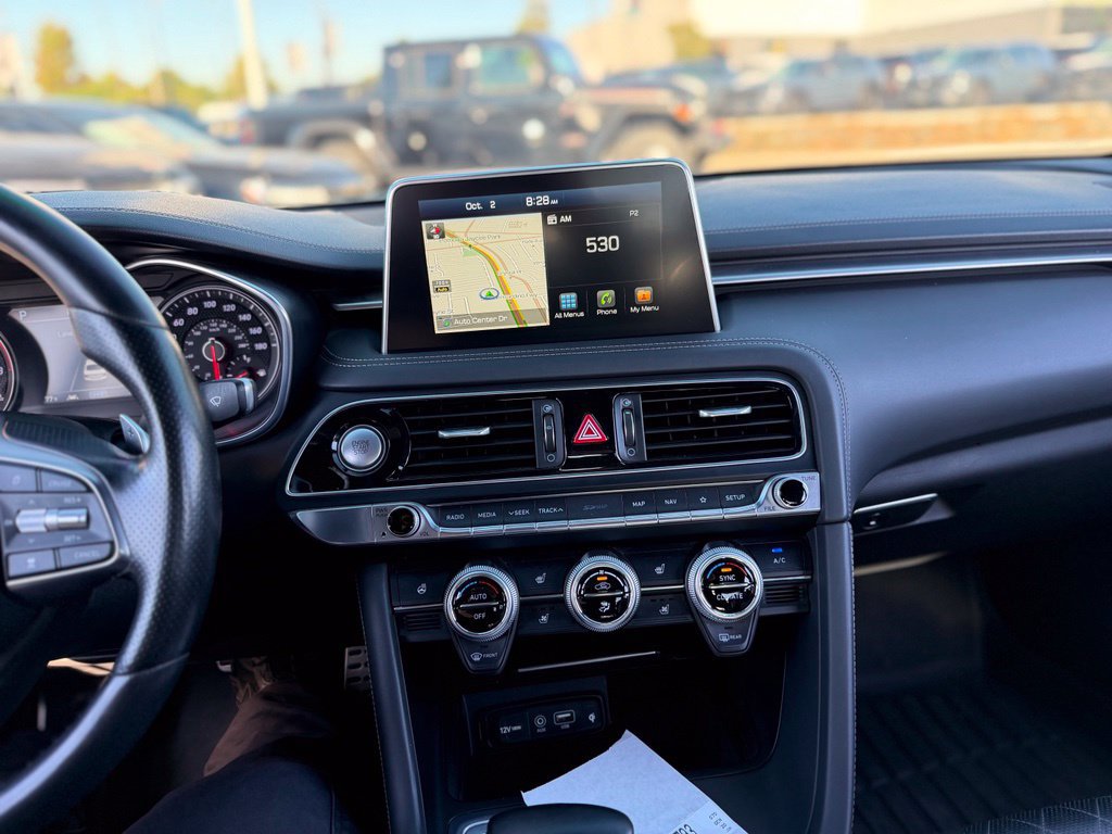 Used 2020 Genesis G70 3.3T w/ Sport Package RWD image 9