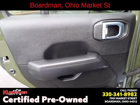 Used 2021 Jeep Wrangler Unlimited Sahara AWD/4WD image 16