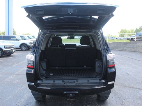 Used 2024 Toyota 4Runner SR5 AWD/4WD image 16