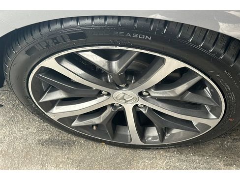 Used 2022 Honda Civic Touring image 4