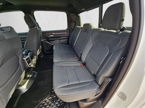 Used 2022 RAM 1500 Big Horn AWD/4WD image 17