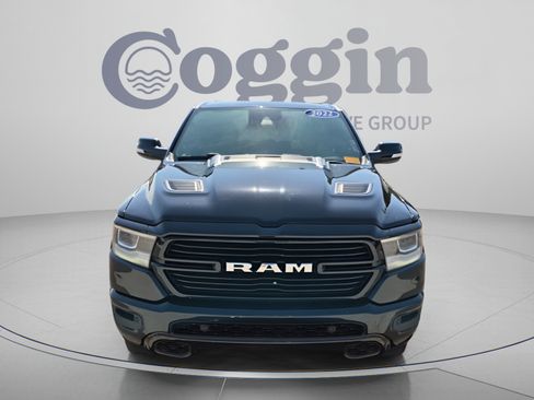 Used 2022 RAM 1500 Laramie w/ Sport Appearance Package AWD/4WD image 9