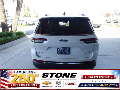Used 2023 Jeep Grand Cherokee L Limited AWD/4WD image 6