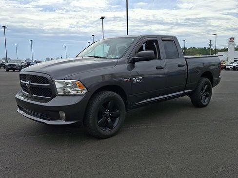 Used 2016 RAM 1500 Express image 3