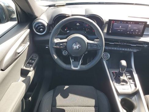 New 2025 Alfa Romeo Tonale AWD/4WD image 12