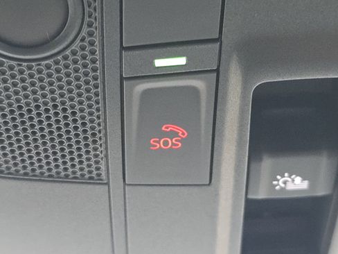 Certified 2023 Audi Q3 2.0T Premium Plus image 28