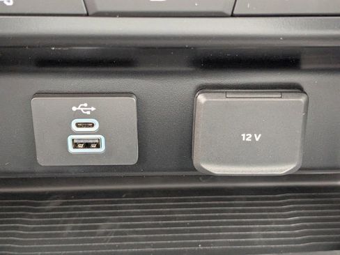 New 2025 Ford F550 4x4 Regular Cab Super Duty image 18