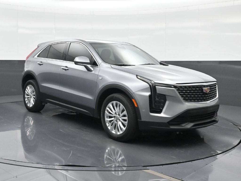 Used 2024 Cadillac XT4 Luxury FWD image 4