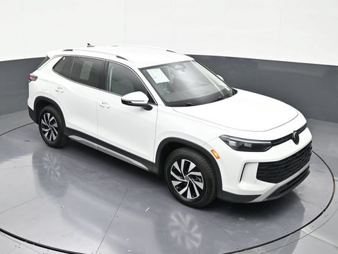 Used 2026 Volkswagen Tiguan S FWD image 18