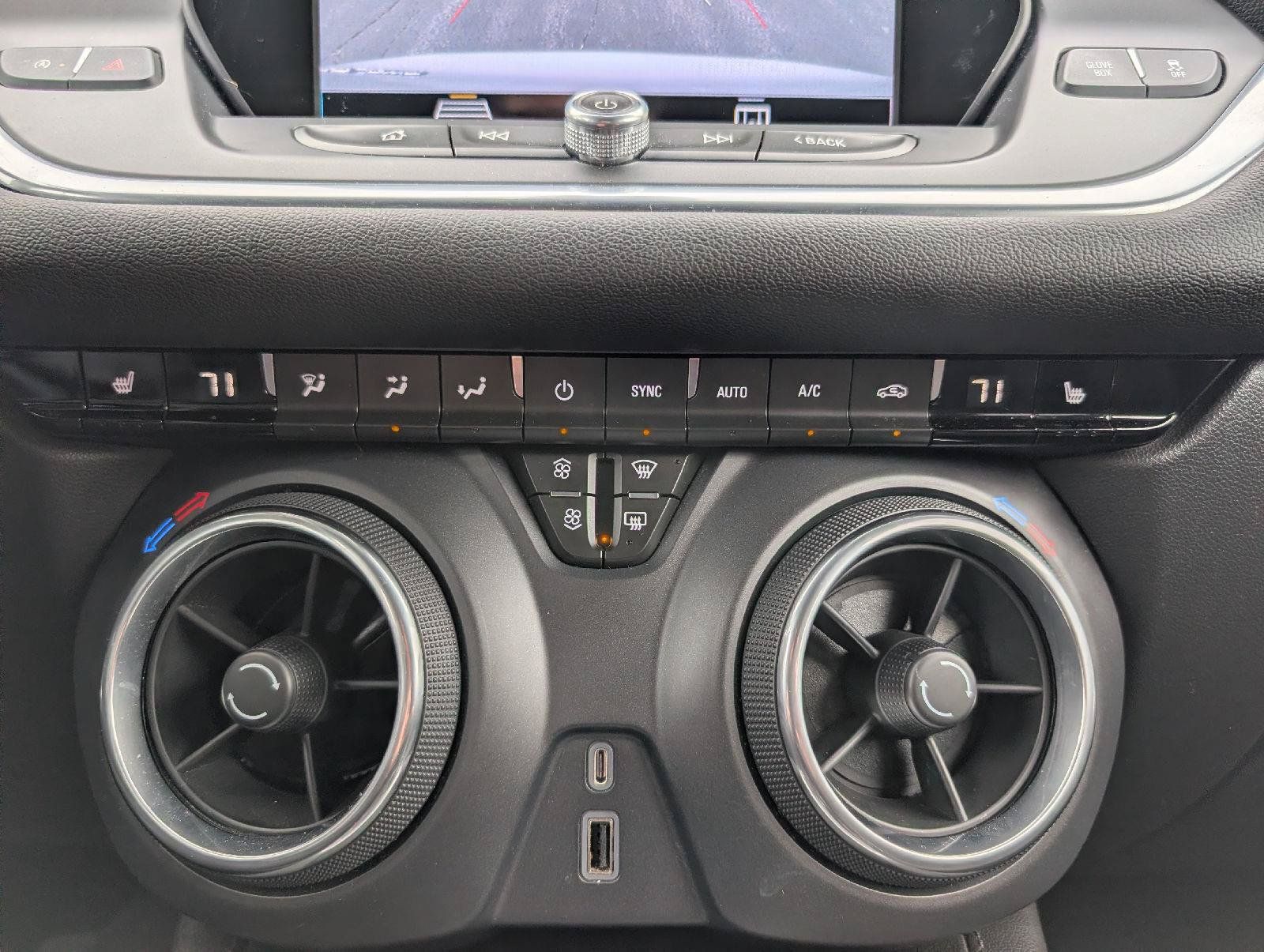 Used 2021 Chevrolet Blazer LT AWD/4WD image 16