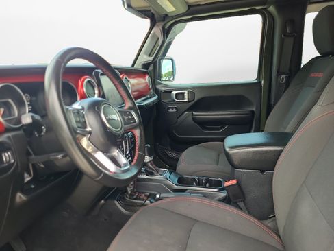 Used 2023 Jeep Wrangler Rubicon w/ Cold Weather Group AWD/4WD image 11