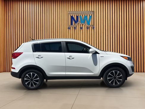 Used 2014 Kia Sportage LX AWD/4WD image 28